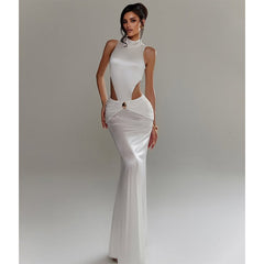 Sleeveless High-Neck Maxi Dress with Ruched Waist and Hardware Detail