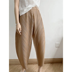 Minimalist Sculptural Pleated Pants