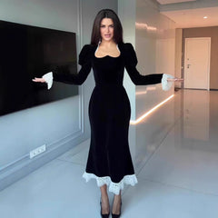 Sweetheart-Neck Velvet Maxi Dress with Puff Sleeves and Lace Trim